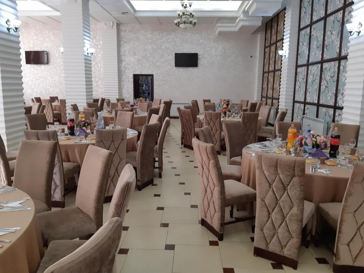 Hotel Ro&Mario Birlad Bagian luar foto